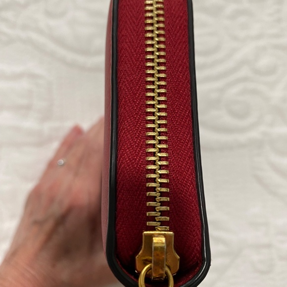 Gucci Red Bamboo Wallet - Picture 11 of 15